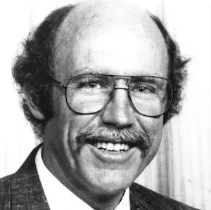  Dr Graham Mitchell Headshot 